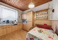 Modernisierungsbedürftiges Wohnhaus in Großweikersdorf nahe Bahnhof mit Garten, Terrasse und ausgezeichneter Infrastruktur!