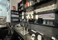 Stilvolle Bar auf zwei Etagen