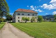 Geschichtsträchtige Schlossanlage mit historischer, beeindruckender Substanz