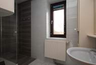 Großzügige 4-Zimmer-Wohnung mit Balkon und Garage in Krumegg