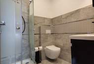 VOLLSTÄNDIG SANIERTE LIEGENSCHAFT mit Ausbaupotenzial