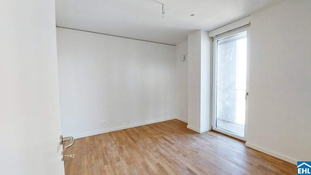 Modernes Wohnen mit Pool &amp; Sauna – TOWER HOMES