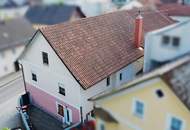 Solides Stadthaus mit 3 Wohneinheiten - Stabil vermietet = Attraktiv investiert!