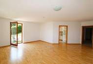 Traumhafte 2-Zimmer-Wohnung mit Balkon, Gartenzugang und Fernblick in Villach