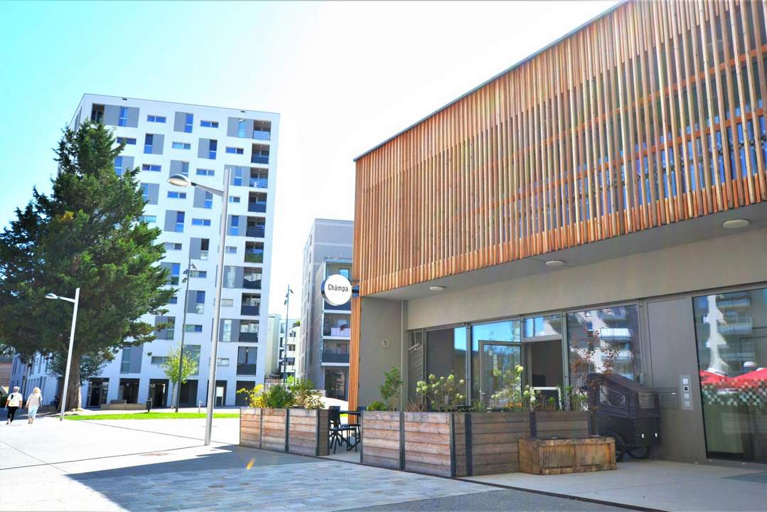 Hochwertig eingerichtetes Designer-Restaurant in aufstrebender Lage