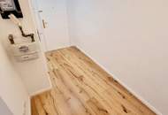 Eckjuwel mit Erker - Sonnendurchflutet und perfekt angebunden! Entzückende Altbauwohnung + Traumhaft schönes Haus + Perfekte Infrastruktur und Anbindung + Neue Einbauküche! Jetzt zugreifen!