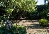 "Landhausidylle mit parkähnlichem Garten und Pool"