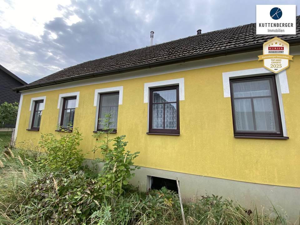 Ehemaliges kleines Bauernhaus mit vielen Möglichkeiten des Bewohnens. Ganzjährig oder zur Erholung in der Freizeit.