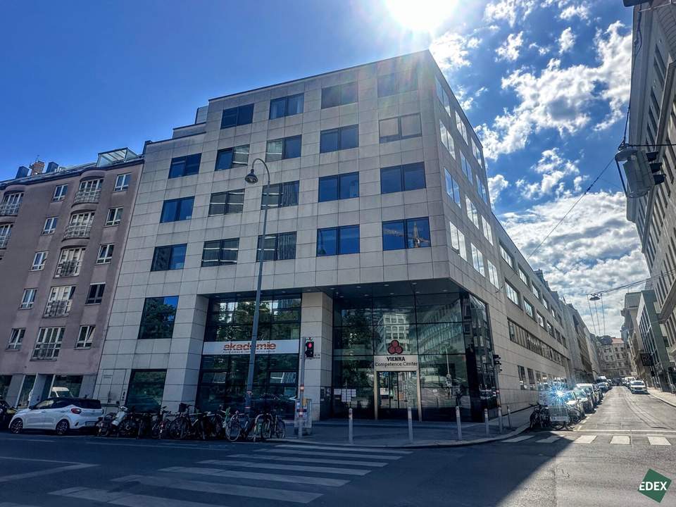 Vienna Competence Center - modernes Büro samt Freifläche