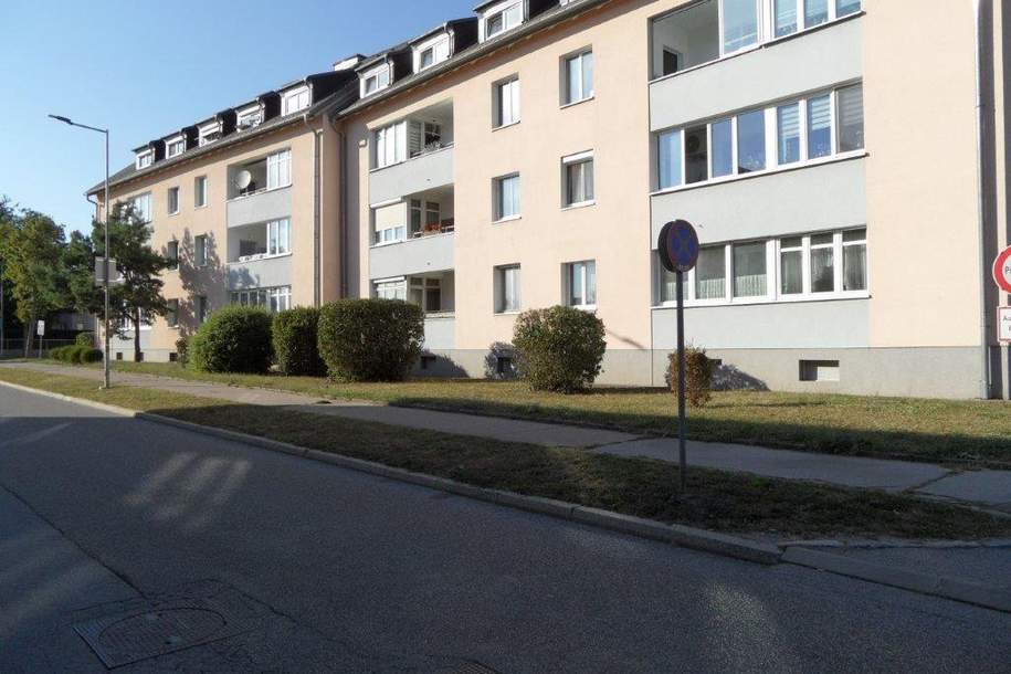 "Attraktive Eigentumswohnung in Schwechat!", Wohnung-kauf, 198.000,€, 2320 Bruck an der Leitha