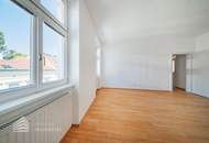 Großzügige 4-Zimmer Altbauwohnung mit Terrasse
