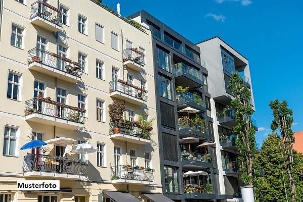 Solides Investment: Wohn- und Geschäftshaus mit 18 Einheiten (17 W / 1 G)