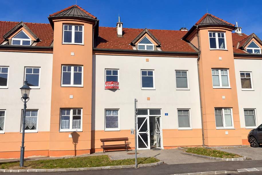 Charmante Mietwohnung in Schrems - Wohnen im Herzen des Waldviertels, Wohnung-miete, 911,67,€, 3943 Gmünd