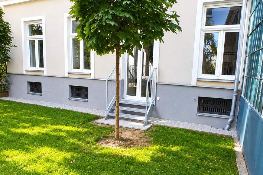 Ein Wiener Märchen beim Kutschkermarkt! Altbaucharme, Absolute Ruhelage, Hofidylle und Garten-Glück! Prunkvolles Stiegenhaus + Beste Infrastruktur! Jetzt zugreifen!, Wohnung-kauf, 349.000,€, 1180 Wien 18., Währing
