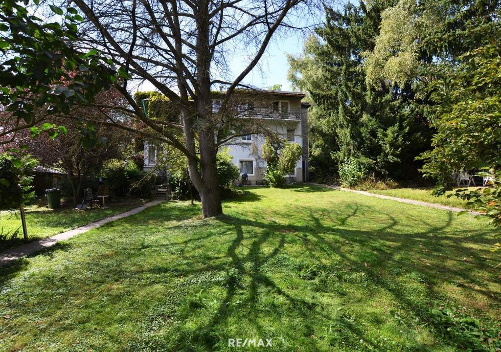 Großzügiges Grundstück für individuelles Wohnen in Grünlage am Wolfersberg