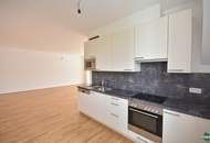 Helle 5-Zimmer-Wohnung mit Westbalkon, Klimaanlage und Tiefgarage