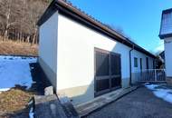 2 große Häuser nebeneinander, Fernblick, angrenzender Wald 7ha optional