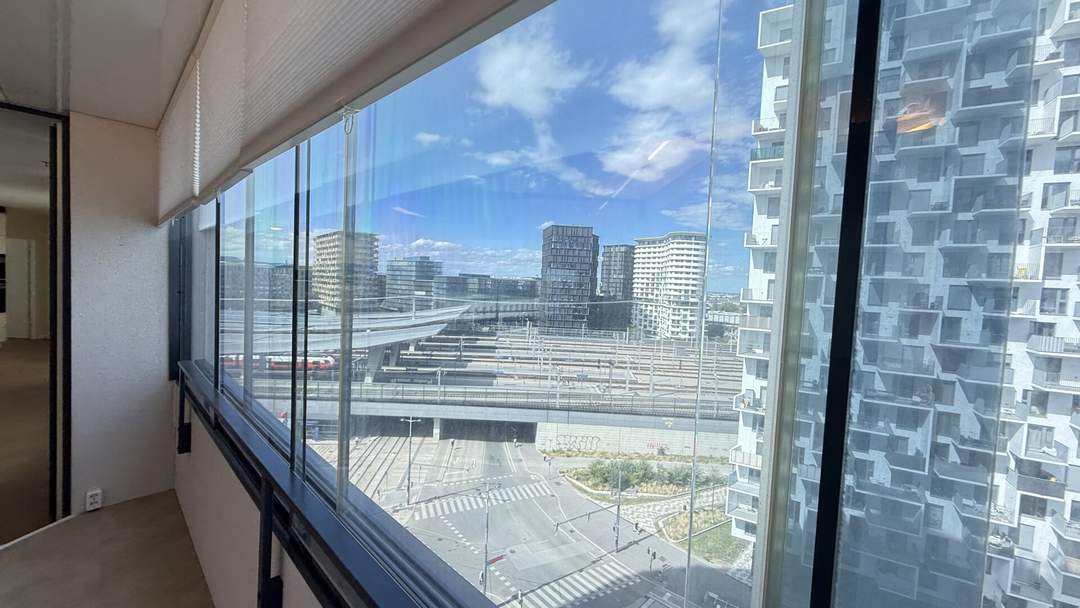Skytower: 2-Zimmer mit Loggia auf 76 m2 WNFL plus optionaler Stellplatz (derzeit noch vermietet)!