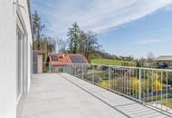 Erstbezug: Lichtdurchflutetes Penthouse mit Panorama-Ausblick