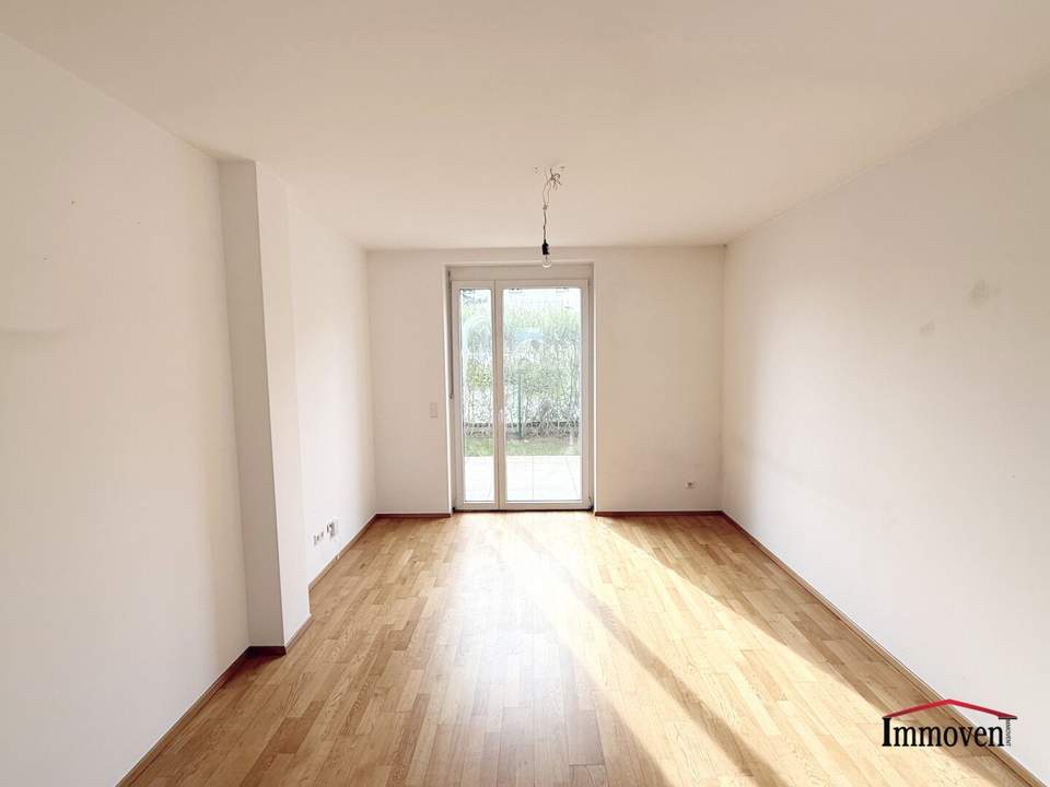 Gartenwohnung! 2-Zimmerwohnung mit Terrasse/Gartenanteil!