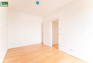 Alles was man sich wünscht – kostengünstige Heizung/“Kühlung“ über Erdwärme, PV-Anlage, weitläufige Grünflächen