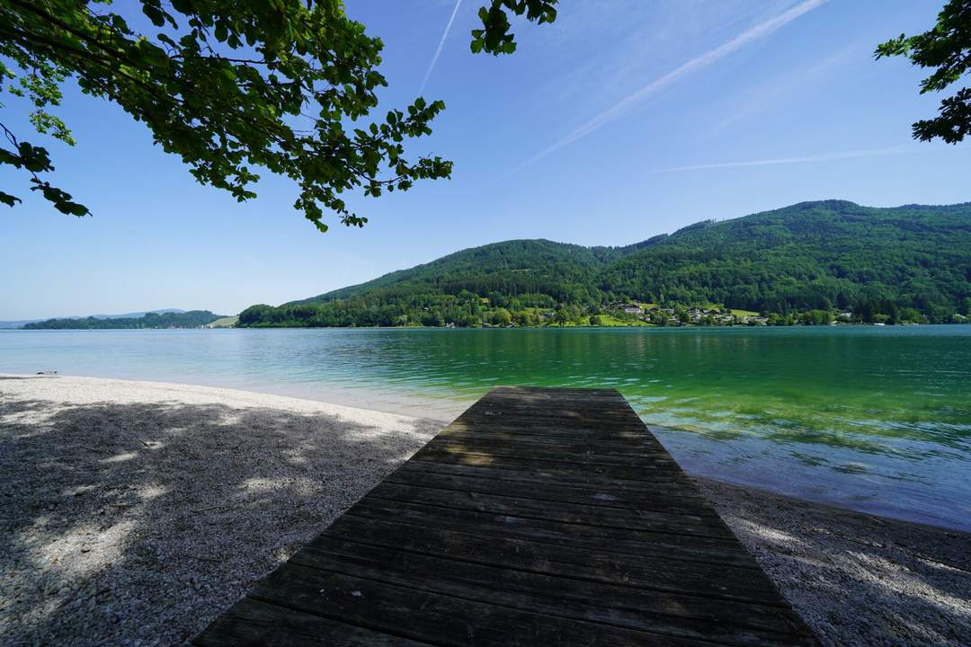 Traumhafter Badeplatz mit Kiesstrand