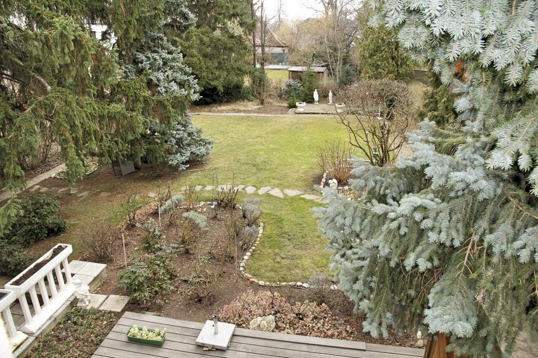 modernisiertes Haus mit großem Grund in Ruhelage beim Lainzer Tiergarten! -mit Baureserve