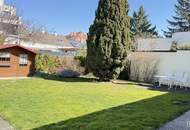 Charmantes Einfamilienhaus mit großem Potenzial und völlig ruhigem Garten | ZΞLLMANN IMMOBILIEN