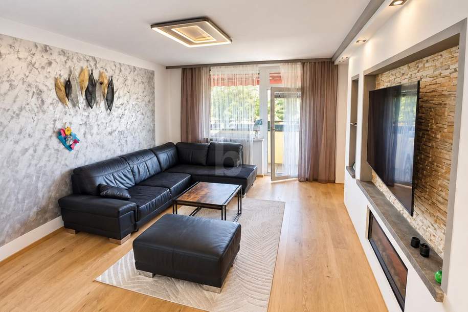 STILVOLLE 4-ZIMMER-WOHNUNG MIT BALKON, LOGGIA UND EIGENEM PARKPLATZ, Wohnung-kauf, 329.000,€, 8051 Graz(Stadt)