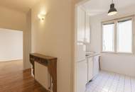 Charmante Drei-Zimmer-Wohnung mit Balkon nächst Albertina