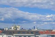 BIETERVERFSAHREN Neu renoviert Loggia-Eigentum mit beeindruckender Dachterrasse