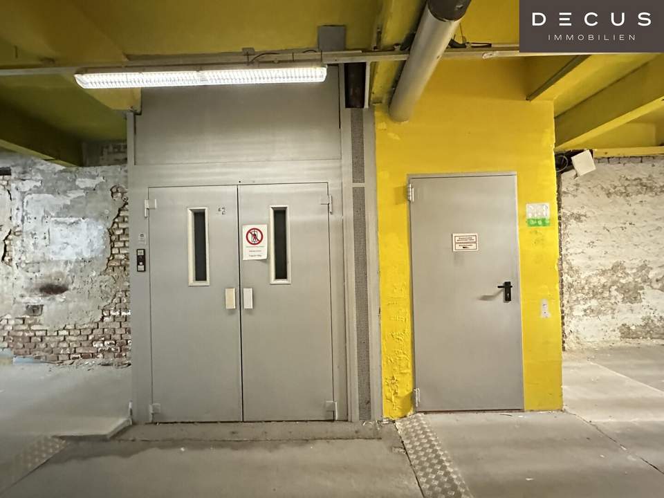 | LAGER/MAGAZIN | unmittelbare Nähe zu WIEN MITTE