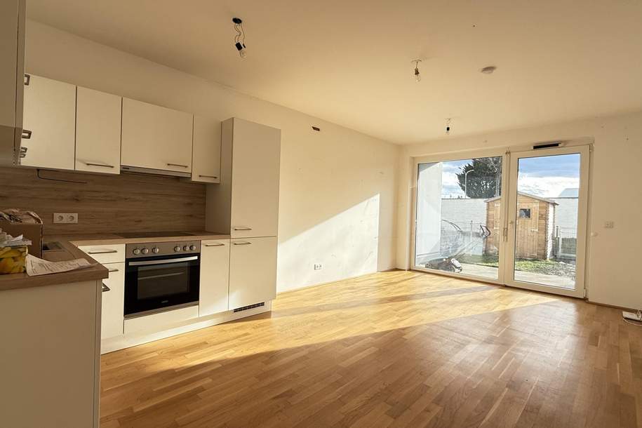 Nahe Akademiepark: Top-3-Zimmer Wohnung mit 111,35m2 EIGENGARTEN, Wohnung-miete, 1.144,99,€, 2700 Wiener Neustadt(Stadt)