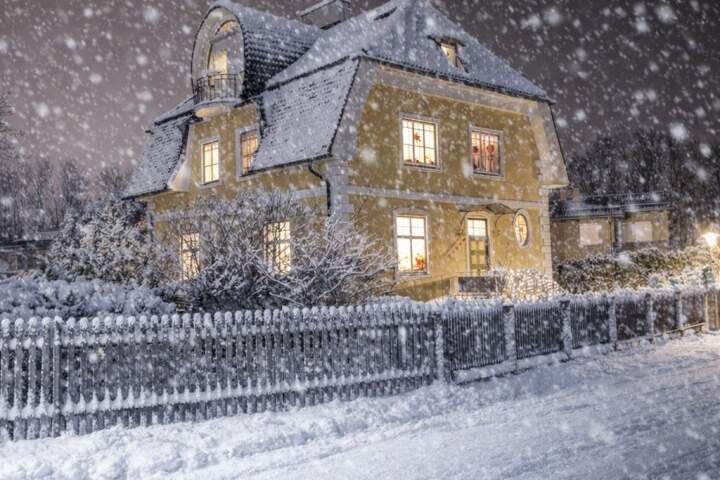 Traumhafte Altbauvilla mit Einliegerwohnung und großem Garten in Badennähe, Haus-miete, 2.745,71,€, 2524 Baden