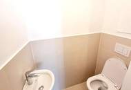 Leistbare Familien-Wohnung im Dachgeschoss! Toll aufgeteilt + Zentrumsnah + 3 Zimmer mit Terrasse + Frisch saniert + Hauseigene Tiefgarage! Besser geht es nicht....