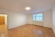 Sehr gepflegte Dreizimmer - Mietwohnung im 2.Stock in ruhiger Seitengassenlage mit Freisicht.