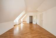 WOHNEN MITTEN IM VIERTEN - Urbane Lebensqualität in Zentrumsnähe - Großzügige 1-Zimmer Wohnung im Dachgeschoß