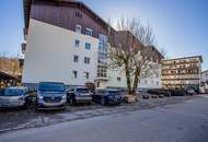 Modern sanierte 3-Zimmer-Eigentumswohnung mit sonniger Loggia und Flussblick