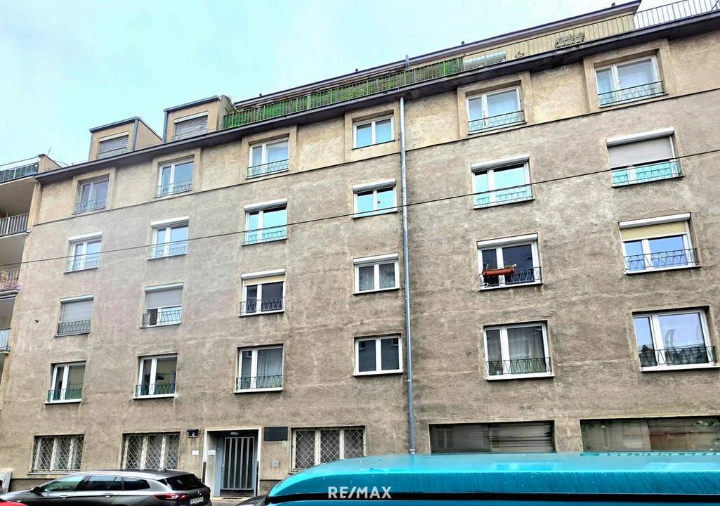 ... gegenüber der Engelmann !!