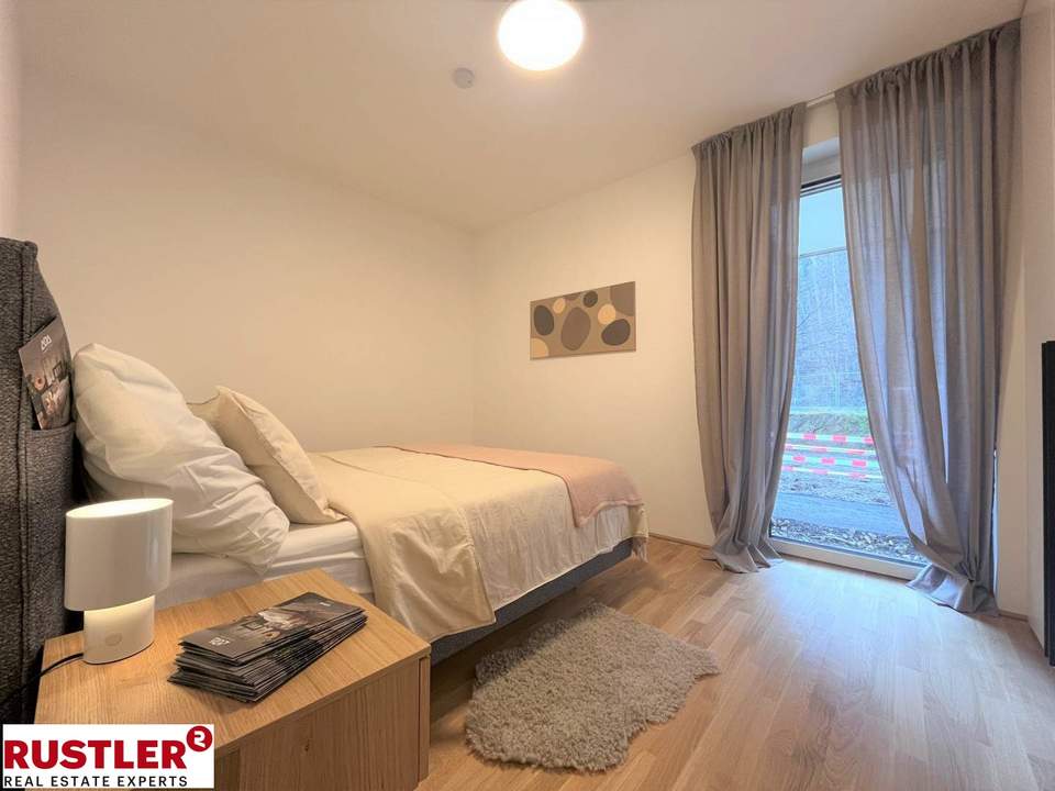 Entspannung pur auf den schönen Außenflächen des Projekts Schlosspark | 1-Zimmerwohnung mit Balkon