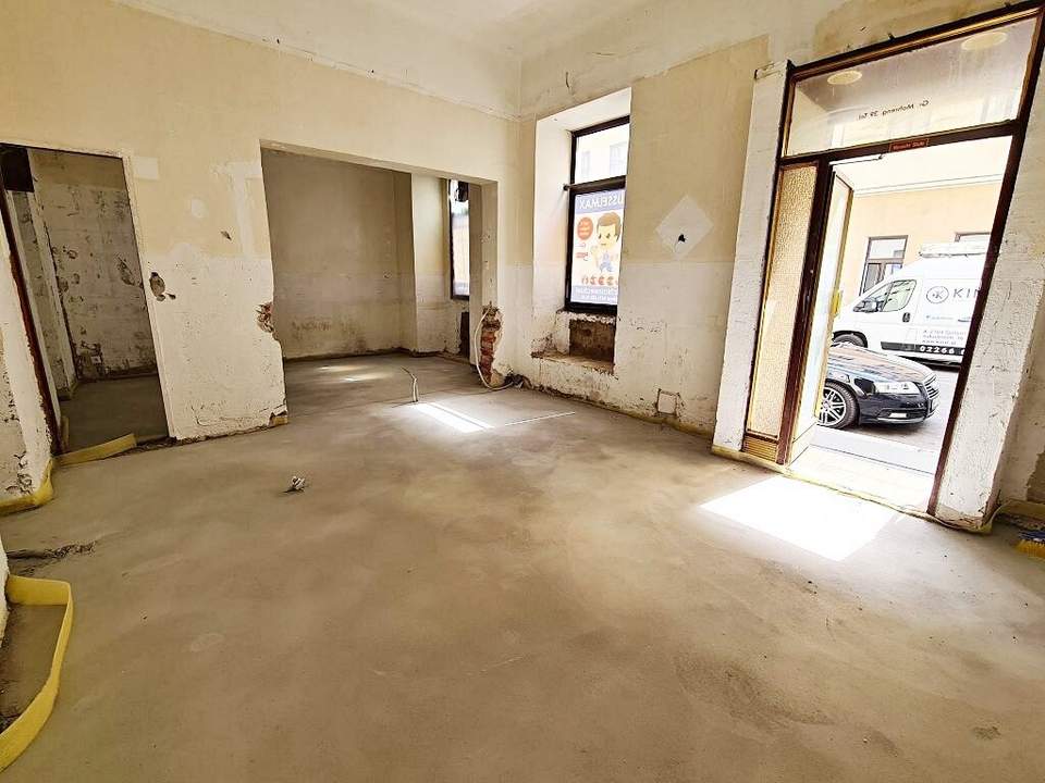GESCHÄFTSLOKAL, BÜRO ODER LAGER, 77 m2 Altbau im Edelrohbau, 3 Zimmer, Nebenräume, Große Mohrengasse