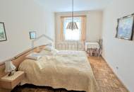 Wohnen am Mattsee: Stilvolle 4-Zimmer-Wohnung mit Balkon und Tiefgarage!