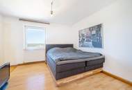 Bergheim: Renovierungsbedürftige 4-Zimmer-Balkon-Wohnung, mit Bergblick