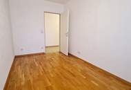 FAMILIENHIT, DACHGESCHOSS, 103 m2 Neubau mit Loggia und Balkon, Wohnküche, 3 Zimmer, Wannenbad, Parketten, Holbeingasse