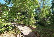 Mehrparteienhaus mit 4 Wohneinheiten und schönem Garten!