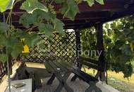 Großzügiges 7-Zi-Haus in Straden, Garten, Pool, Garagen, Balkon – 280 m² Wohnkomfort in Toplage