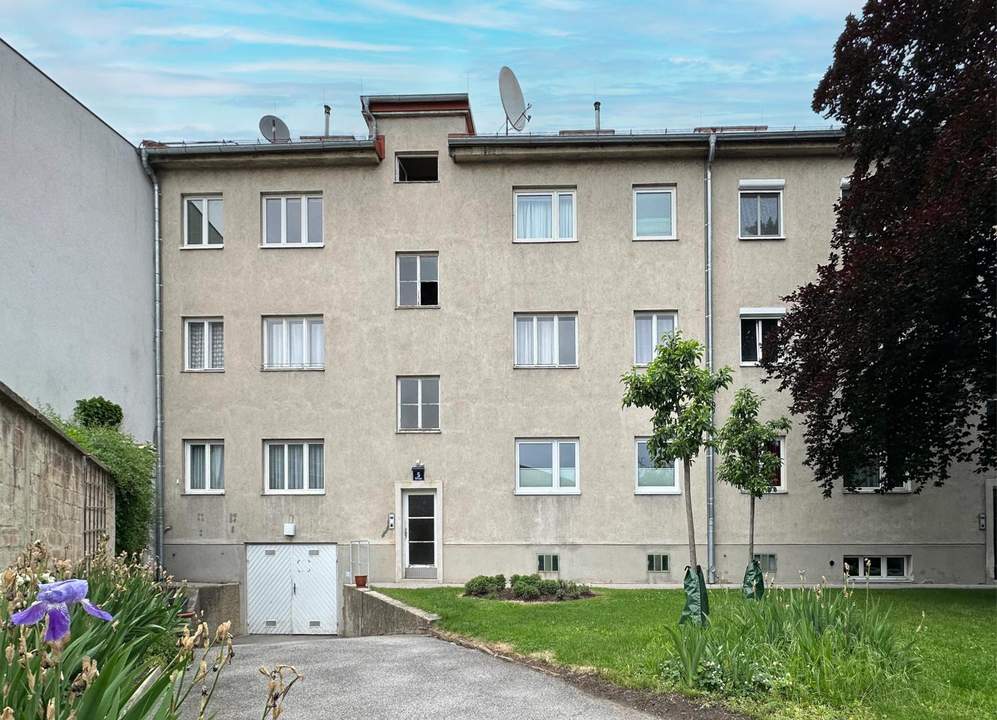 Gute Infrastruktur, gemütliche Wohnung, Renovierungs-Chance!
