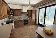 Großzügiger Bungalow mit großem Grundstück und Entwicklungspotenzial in Eggendorf