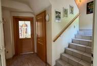 Einfamilienhaus in zentraler, ruhiger Siedlungslage in Hartberg – großer ebener Garten & Nebengebäude