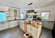 GROSSZÜGIGE VILLA IN BOCKFLIEß MIT 11 ZIMMER, POOL, DOPPELGARAGE UND WUNDERSCHÖNEM GARTEN